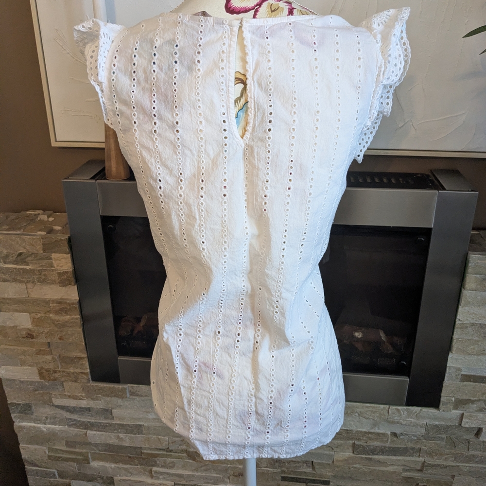 H&M White Eyelet Ruffle Blouse - Picture 3 of 4